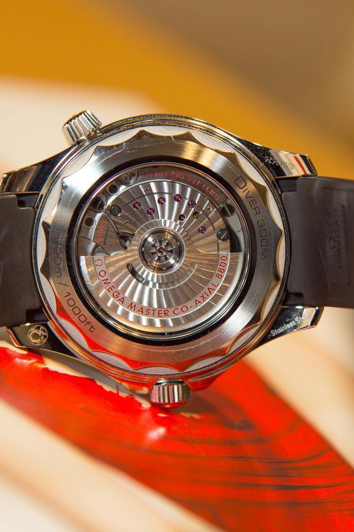 (簡單開箱) Omega 海馬 Seamaster 300 Diver (黑面，膠帶)