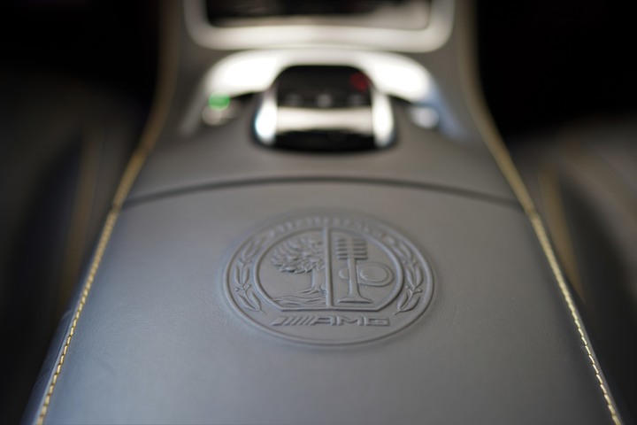 點我看大圖 開箱文/我的第一部賓士車 AMG S63 Coupe Yellow Night Edition