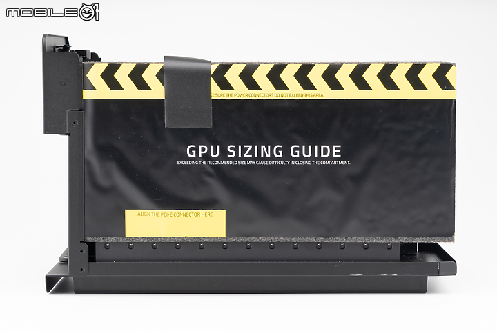 Razer Core X Chroma Thunderbolt 3 eGPU 讓筆電輕鬆擁有桌機效能！