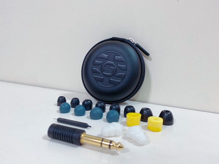 點我看大圖 【開箱】Shure AONIC 4 品牌首款圈鐵耳機