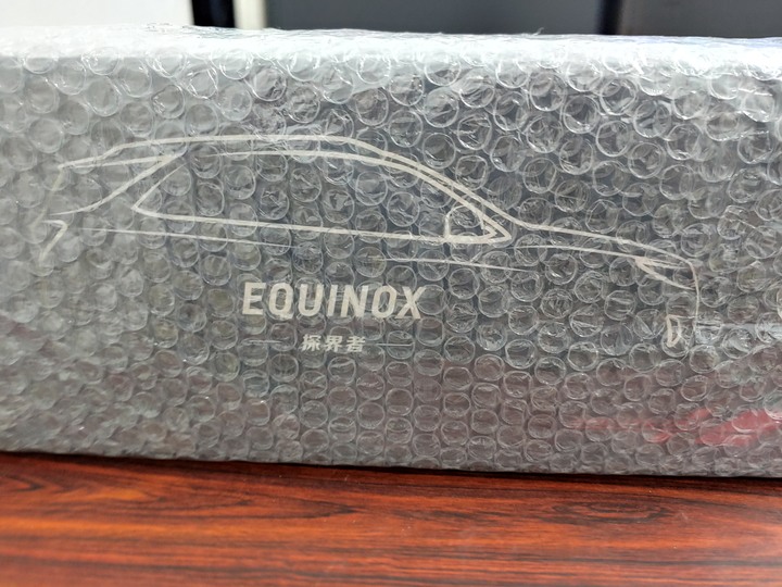 [開箱]1/18 CHEVROLET EQUINOX