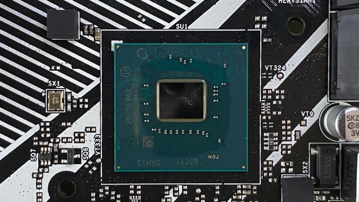 開箱與拆解 ASRock Z490 Pro 4 規格、用料、方案整理