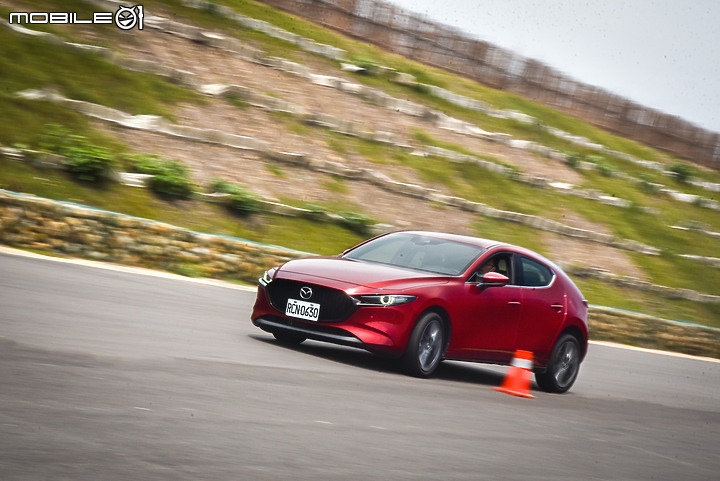 Auris x Focus x Mazda3 x Scala「熱門掀背車集評」空間配備 / 加速繞錐 / 保修成本 一次看分明！