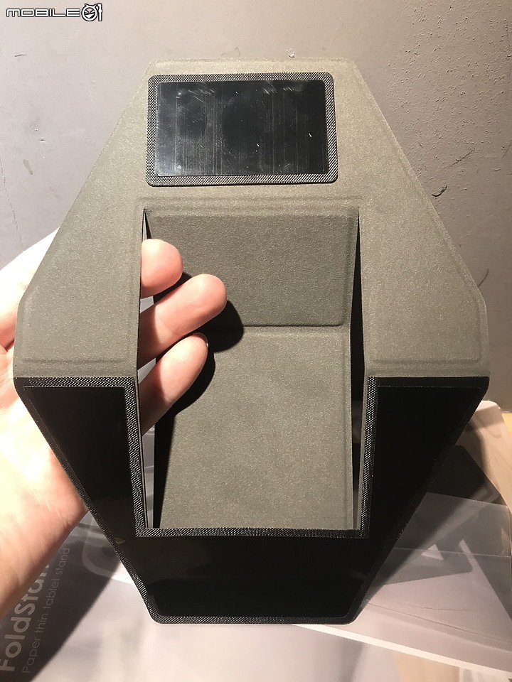 點我看大圖 【開箱】隱形支架 FoldStand
