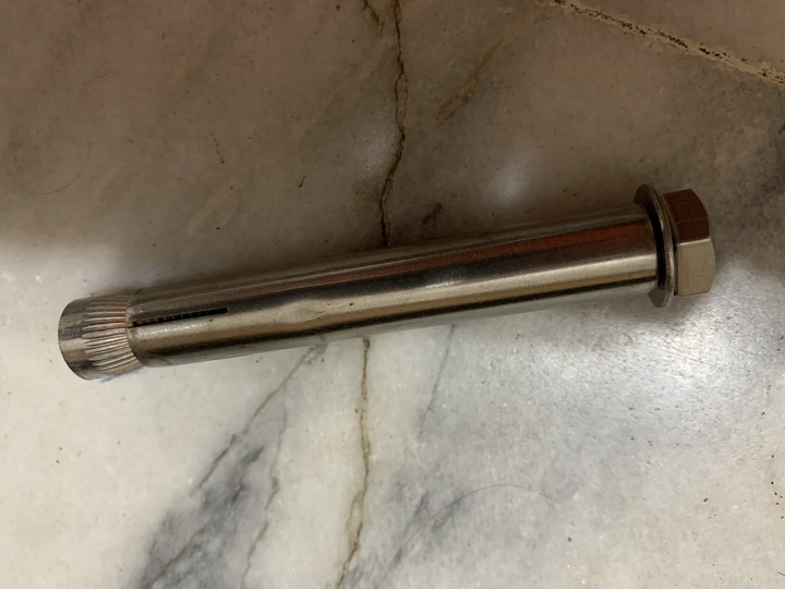 救! 請問膨脹螺絲空轉怎麼辦??