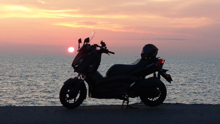 XMAX300台南黃金海岸~追日~
