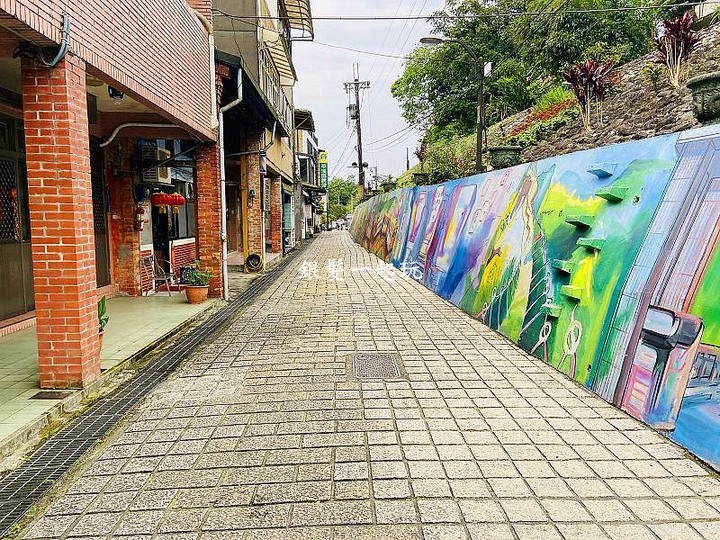 敬老卡坐火車│平溪站:一日遊山城秘境,彩色鳥居共12大特色景點!
