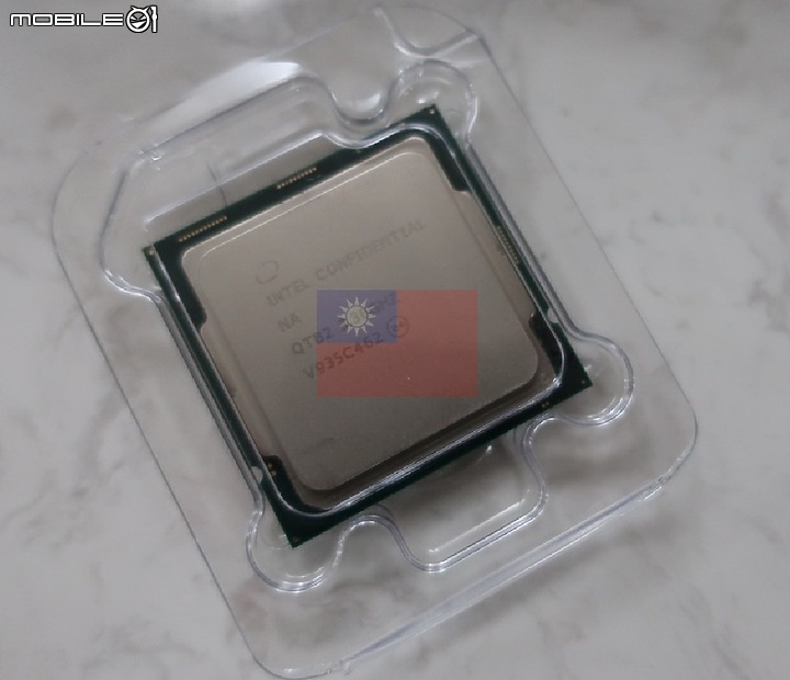 [520]1 0代力量偷嚐，技嘉 Z490 AORUS PRO AX 開箱