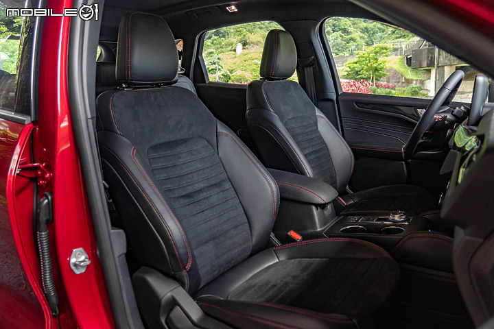 Ford Kuga EcoBoost 250 ST-Line試駕：全能運動跑旅新標竿