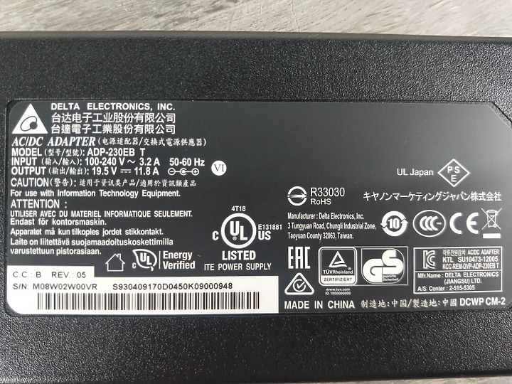「小亞開箱」MSI GP75 Leopard 10SEK  淬鍊進化！第十代處理器極致效能完整釋放