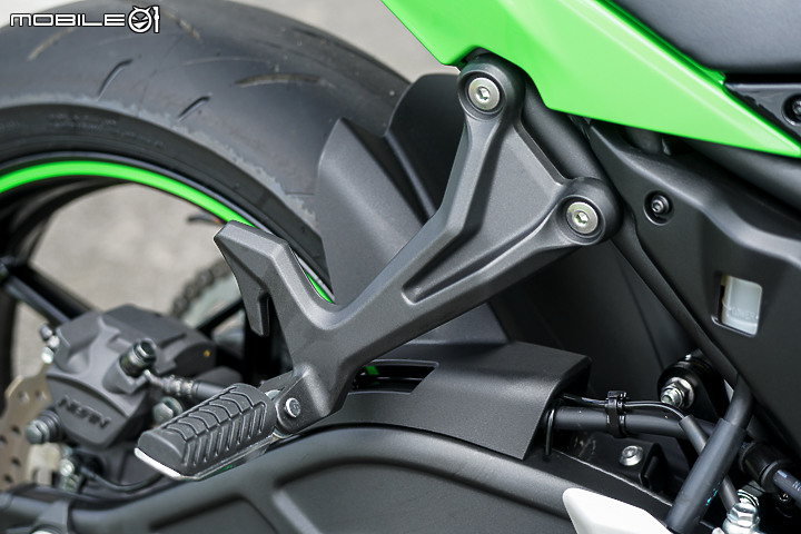 Kawasaki Ninja 650 改款試駕 外型提升配備更超值