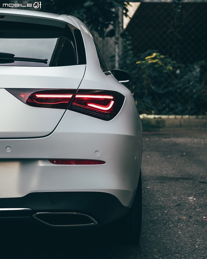 【開箱】20/20 CLA 200 Shooting Brake X118 白色