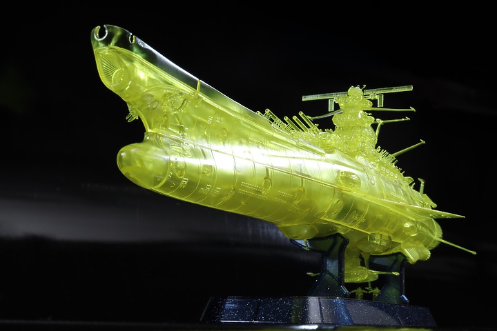 點我看大圖 老花眼別挑戰!萬代 宇宙戰艦大和號2202 1/1000 YAMATO 大和號 最終決戰仕樣 高次元透明版 超傷眼啊@@ 附上0619完成棚拍圖解喔