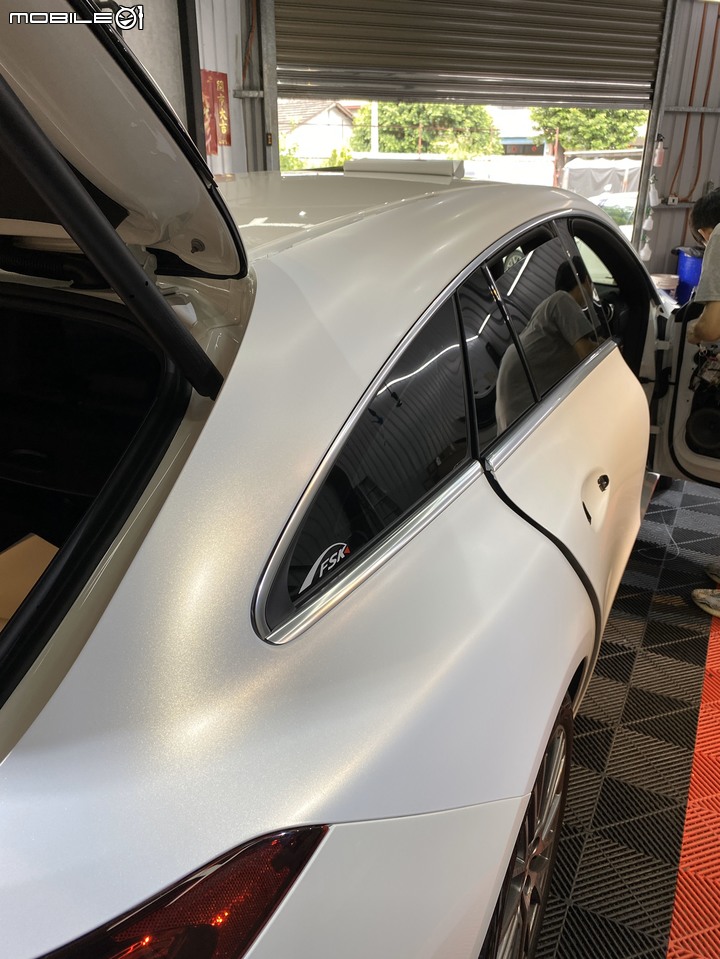 【開箱】20/20 CLA 200 Shooting Brake X118 白色