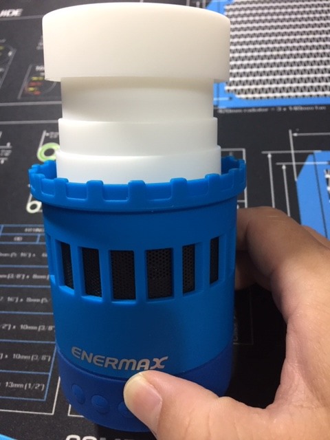 ENERMAX Pharoslite EAS05 法老燈七合一功能藍芽喇叭