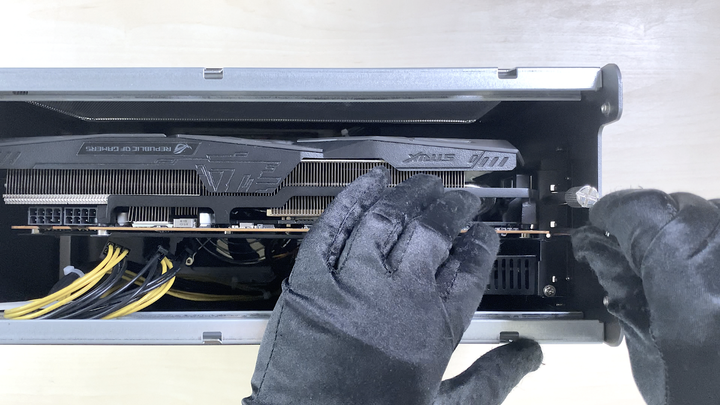 MacBook Pro 外接顯卡 eGPU 效能實測＋280Hz 視覺衝擊