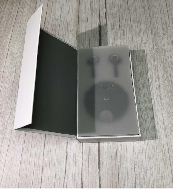 AUKEY Key Series EP-T18NC 音質首選 三頻均衡耐聽,主動降噪續航優!