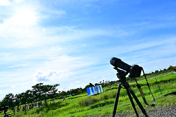 點我看大圖 Nikon D6嘉義故宮南院2020年夏至日環食全記錄,星軌拍攝造成全台最像金戒指的日環食。