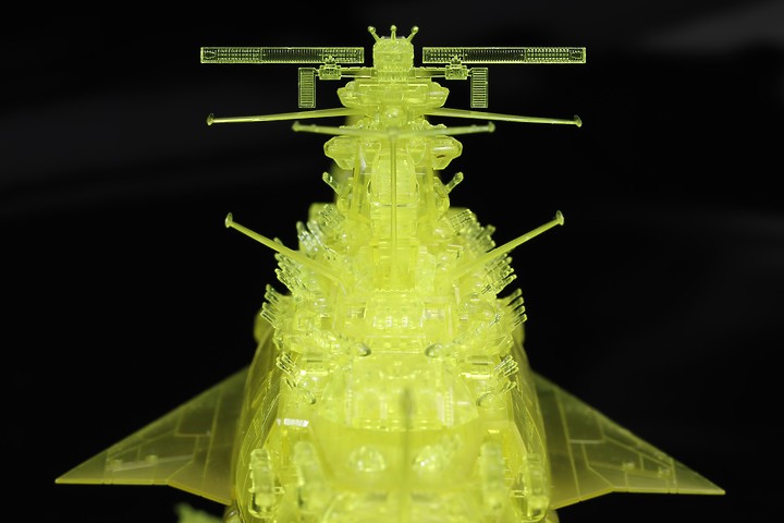 點我看大圖 老花眼別挑戰!萬代 宇宙戰艦大和號2202 1/1000 YAMATO 大和號 最終決戰仕樣 高次元透明版 超傷眼啊@@ 附上0619完成棚拍圖解喔