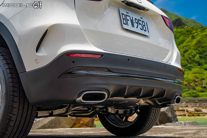 Mercedes-Benz GLA 200 試駕:鮮明休旅風格 好開至上