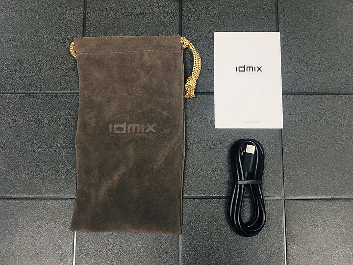 IDMIX CH06 3合1行動電源簡單開箱