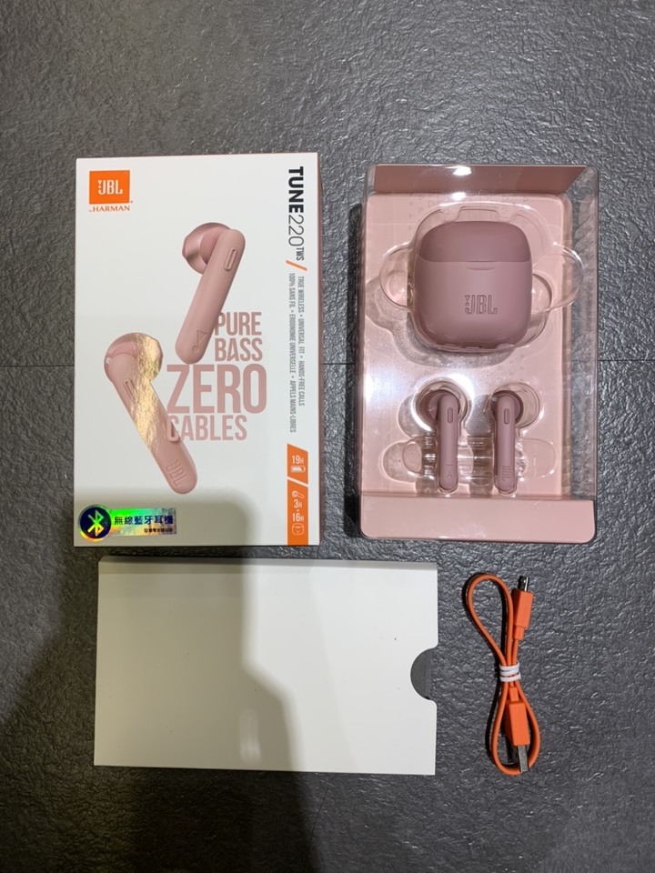 [首開!!!]JBL Tune 220TWS 真無線藍芽耳機開箱~
