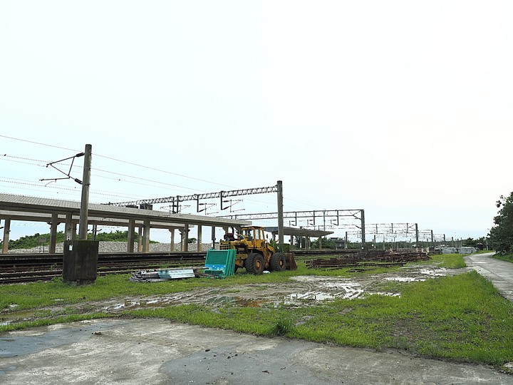 花蓮 富源車站｜拔仔庄常民文化館、大農大富平地森林園區、光復車站、翁游韭菜臭豆腐、廖快菸樓｜大榮國小教師宿舍｜林田警察官吏派出所及舊林田派出所、森山舍咖啡、新城(太魯閣)車站、崇德車站—梅雨季中的花蓮旅行，第四部