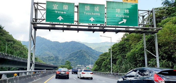 點我看大圖 IS300h車齡五年半里程11萬km,分享IS300h五年十一萬公里車子日常保養及輪胎使用心得,輕度改裝,除車內異音,冷氣異味處理等相關經驗