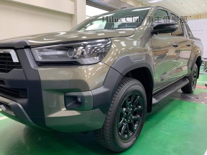 Hilux小改款台灣實拍