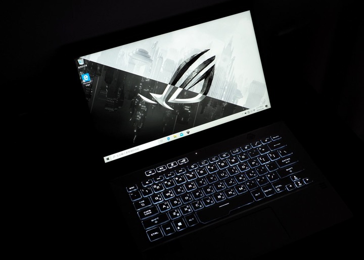 輕巧又強悍 ASUS Zephyrus G14 GA401IU 電競筆電開箱