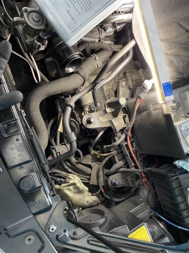 SKODA Yeti 1.2Tsi DIY更換DSG閥體油