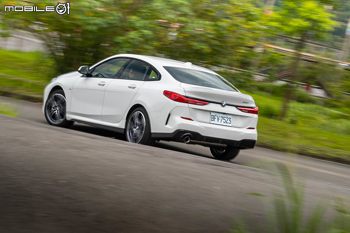 BMW 218i M Sport 限量版試駕:當開帥不開快成為主流