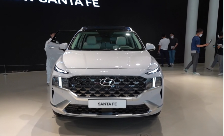 全球首發2021 Santa Fe實車介紹影片