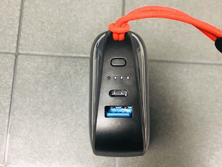 IDMIX CH06 3合1行動電源簡單開箱