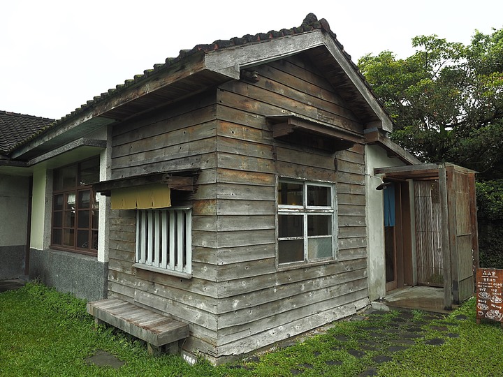 花蓮 富源車站｜拔仔庄常民文化館、大農大富平地森林園區、光復車站、翁游韭菜臭豆腐、廖快菸樓｜大榮國小教師宿舍｜林田警察官吏派出所及舊林田派出所、森山舍咖啡、新城(太魯閣)車站、崇德車站—梅雨季中的花蓮旅行，第四部