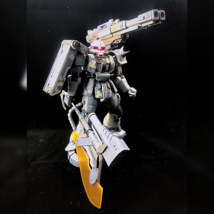 【作品分享】MG. MS-06 ZAKUII 迷彩薩克戰爭機器