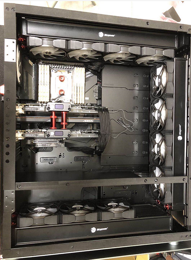 不能告訴另外一半價格的水冷電腦主機組裝