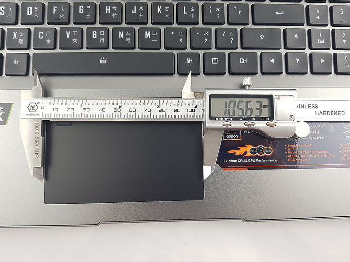 【小宅開箱】【評測】技嘉 GIGABYTE AORUS 17G XB 又是一台可怕的怪獸