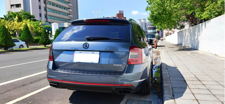 Skoda Octavia combi VRS 四年歷程