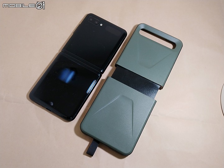 SAMSUNG Z FLIP手機保護殼分享 | 一些心得雜談及實拍