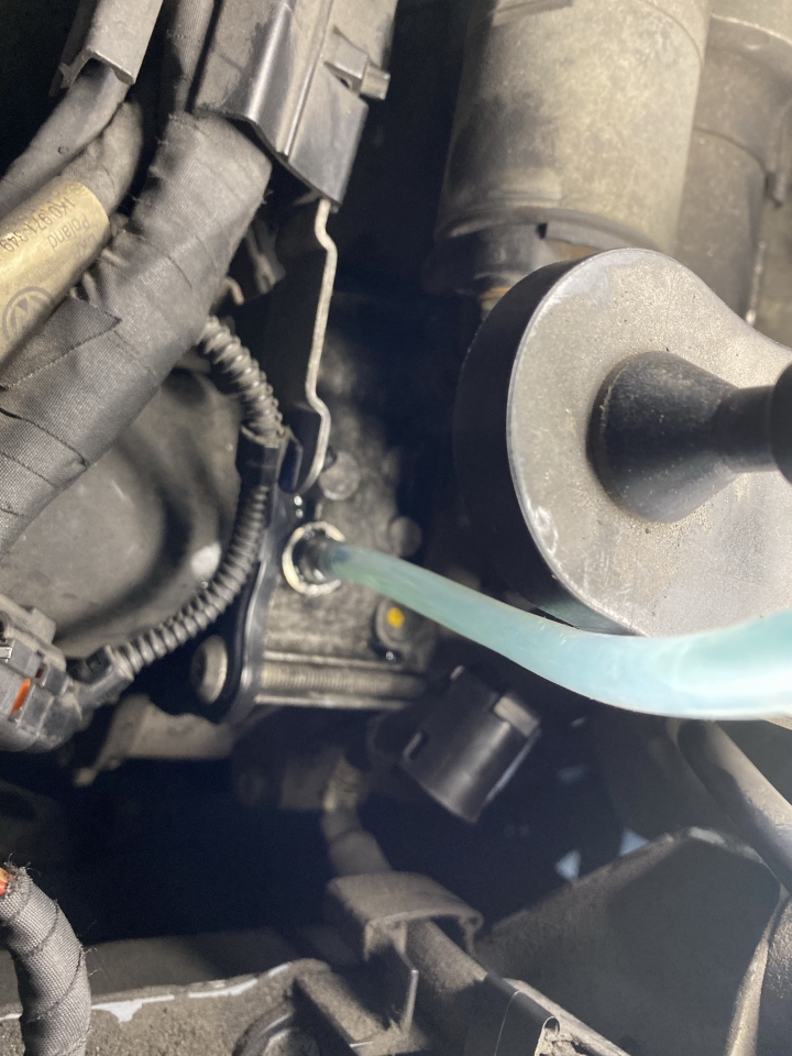 SKODA Yeti 1.2Tsi DIY更換DSG閥體油