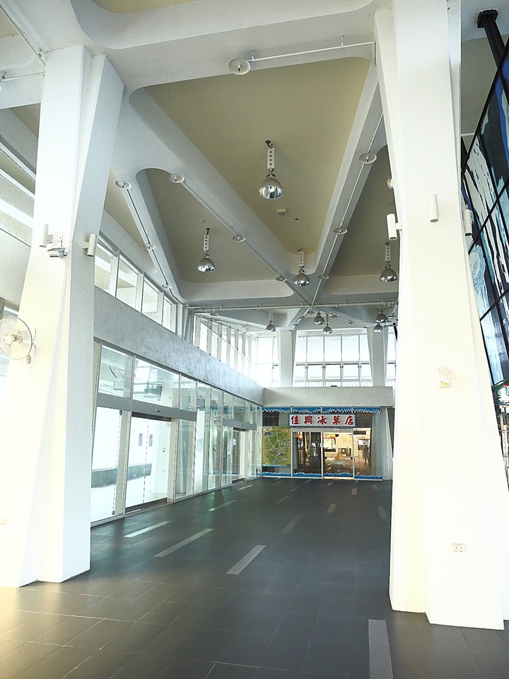 花蓮 富源車站|拔仔庄常民文化館、大農大富平地森林園區、光復車站、翁游韭菜臭豆腐、廖快菸樓|大榮國小教師宿舍|林田警察官吏派出所及舊林田派出所、森山舍咖啡、新城(太魯閣)車站、崇德車站—梅雨季中的花蓮旅行,第四部