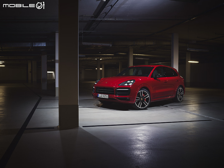 【海外新訊】Porsche Cayenne/Cayenne Coupe GTS 剽悍登場,4.0 V8 雙渦輪引擎進駐