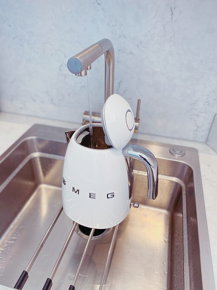 【英國倫敦】新家廚房家電開箱（Miele, Bosch, Neff）