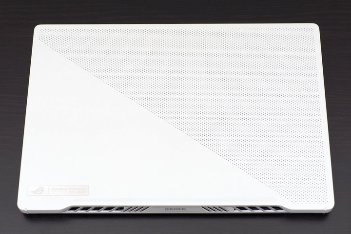 輕巧又強悍 ASUS Zephyrus G14 GA401IU 電競筆電開箱