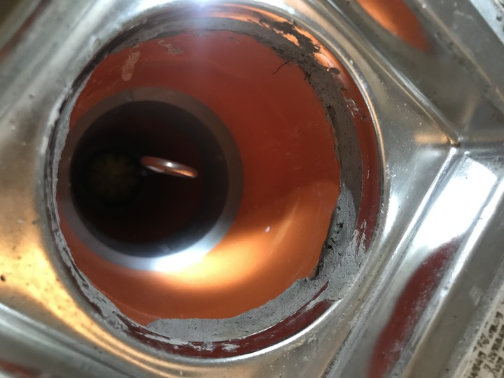 陽台及浴室的落水頭及排水管