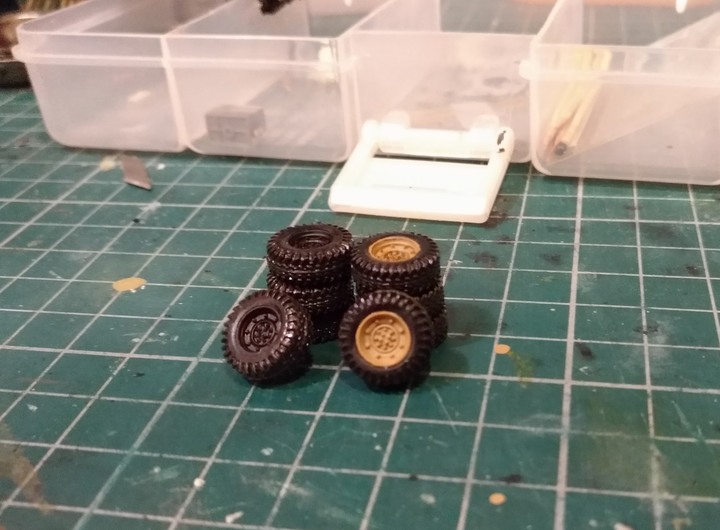 1/72 HMMWV
