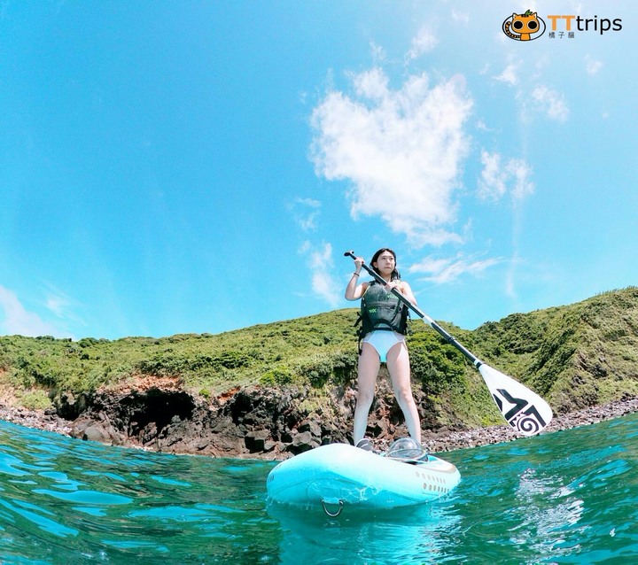今年夏天必玩體驗!夢幻牛奶湖SUP+搭帆船環龜山島!