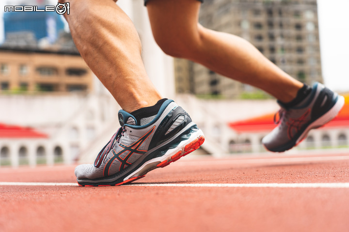 ASICS GEL - KAYANO 27 實跑分享 跑鞋之王的極致支撐性!