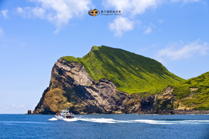 今年夏天必玩體驗!夢幻牛奶湖SUP+搭帆船環龜山島!